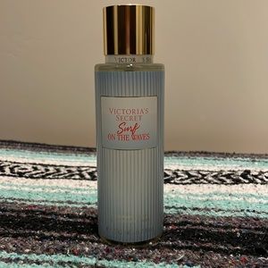 Victoria’s Secret Surf on the Waves